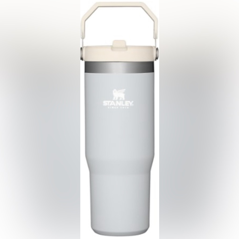 Stanley 30oz Ice Flow Tumbler with Flip Straw in Cloud